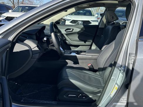 Certified 2025 Acura TLX w/ Technology Package image 19