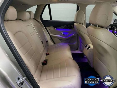Used 2021 Mercedes-Benz GLC 300 image 21