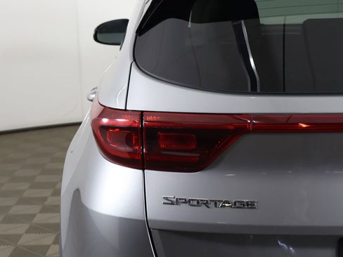 Used 2020 Kia Sportage LX w/ LX Popular Package image 13