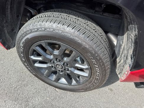 Used 2025 Toyota Tundra Platinum image 5