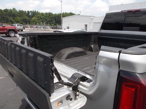 Used 2023 GMC Sierra 2500 Denali image 5