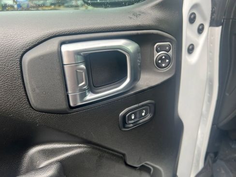 Used 2025 Jeep Wrangler Unlimited Sport S 4xe image 13