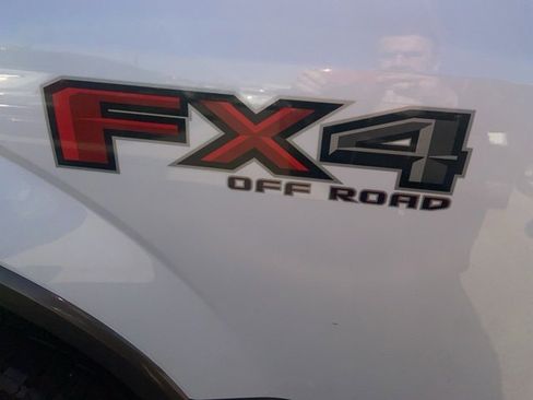 Used 2015 Ford F150 Lariat w/ Equipment Group 502A Luxury image 5