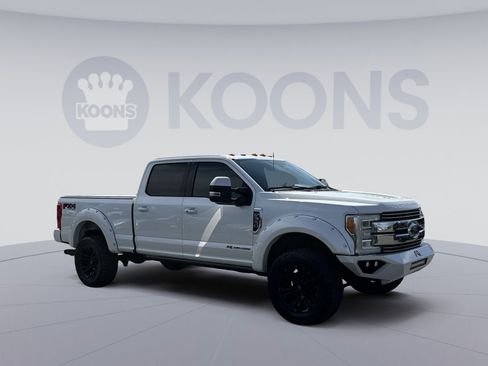 Used 2017 Ford F350 Lariat w/ Lariat Ultimate Package image 10