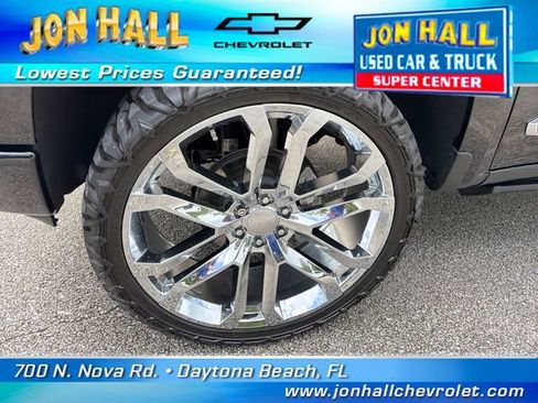 Used 2025 Chevrolet Silverado 1500 High Country w/ High Country Premium Package AWD/4WD image 17