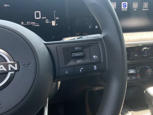 New 2026 Nissan Kicks SV w/ Cold Weather Package FWD image 31
