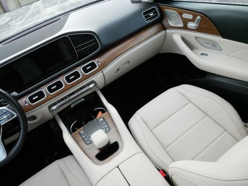 Used 2022 Mercedes-Benz GLE 350 4MATIC image 11