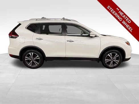 Used 2020 Nissan Rogue SV w/ Premium Package image 9