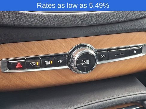 Certified 2023 Volvo XC90 B6 Plus image 19