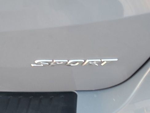 Used 2024 Honda Odyssey Sport image 7
