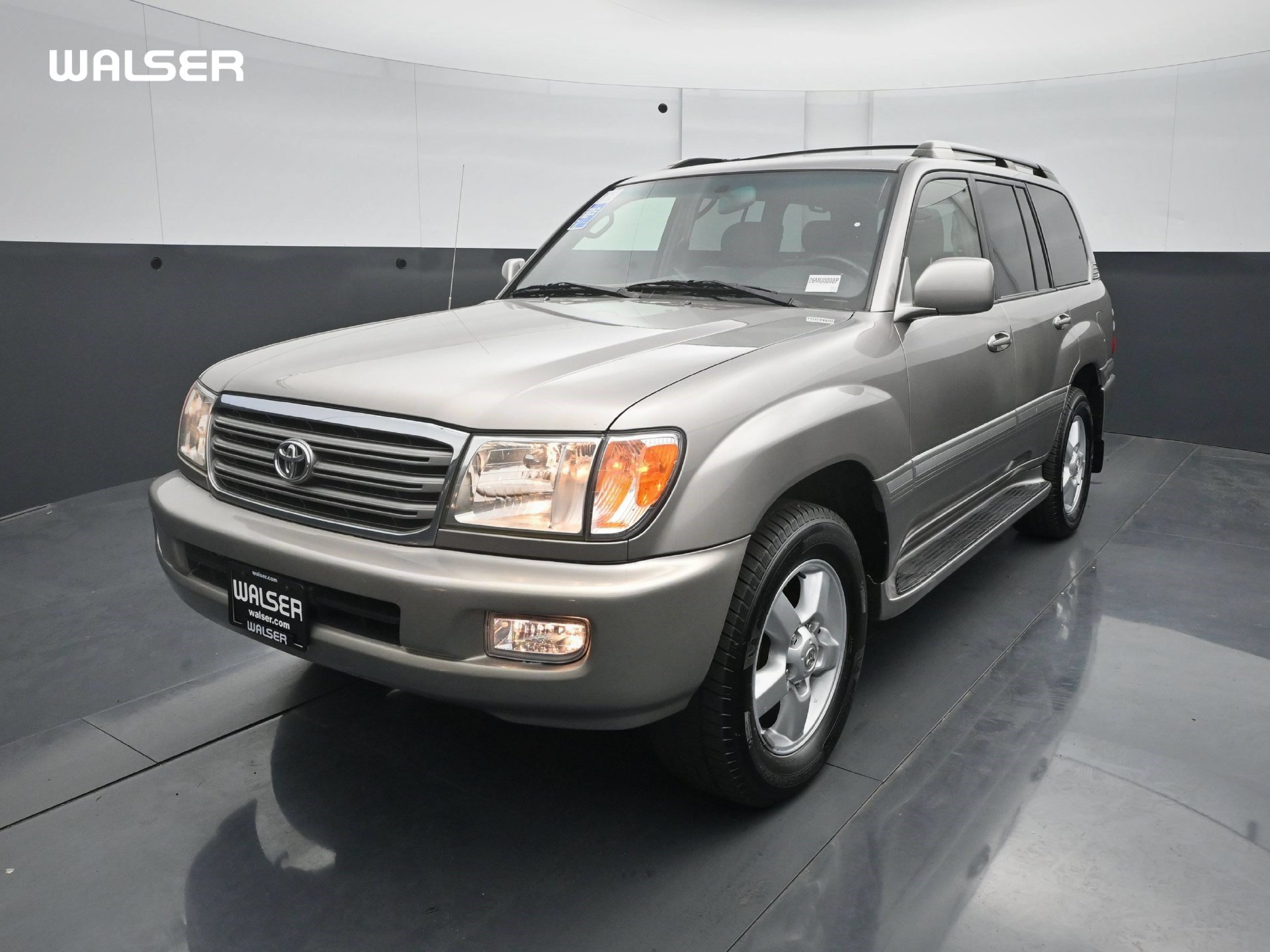 Used 2005 Toyota Land Cruiser AWD/4WD image 1