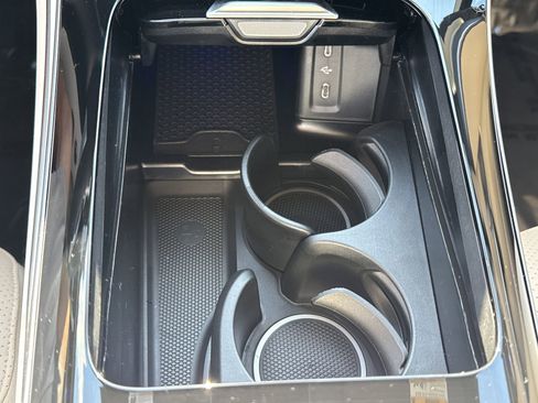 New 2026 Mercedes-Benz GLC 300 image 30