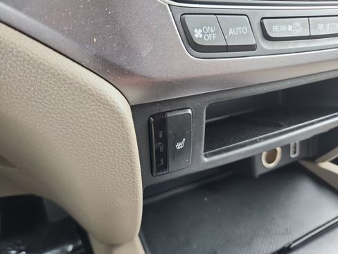 Used 2019 Honda Pilot EX-L image 31
