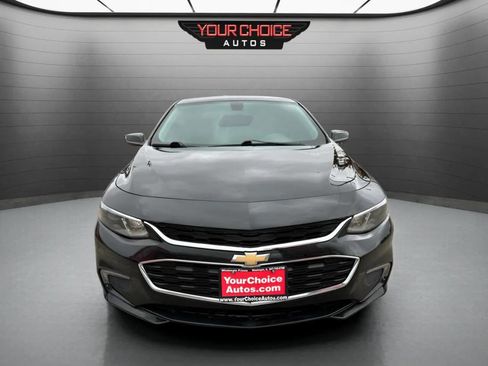 Used 2017 Chevrolet Malibu LT w/ LPO, Convenience Package 2 image 8