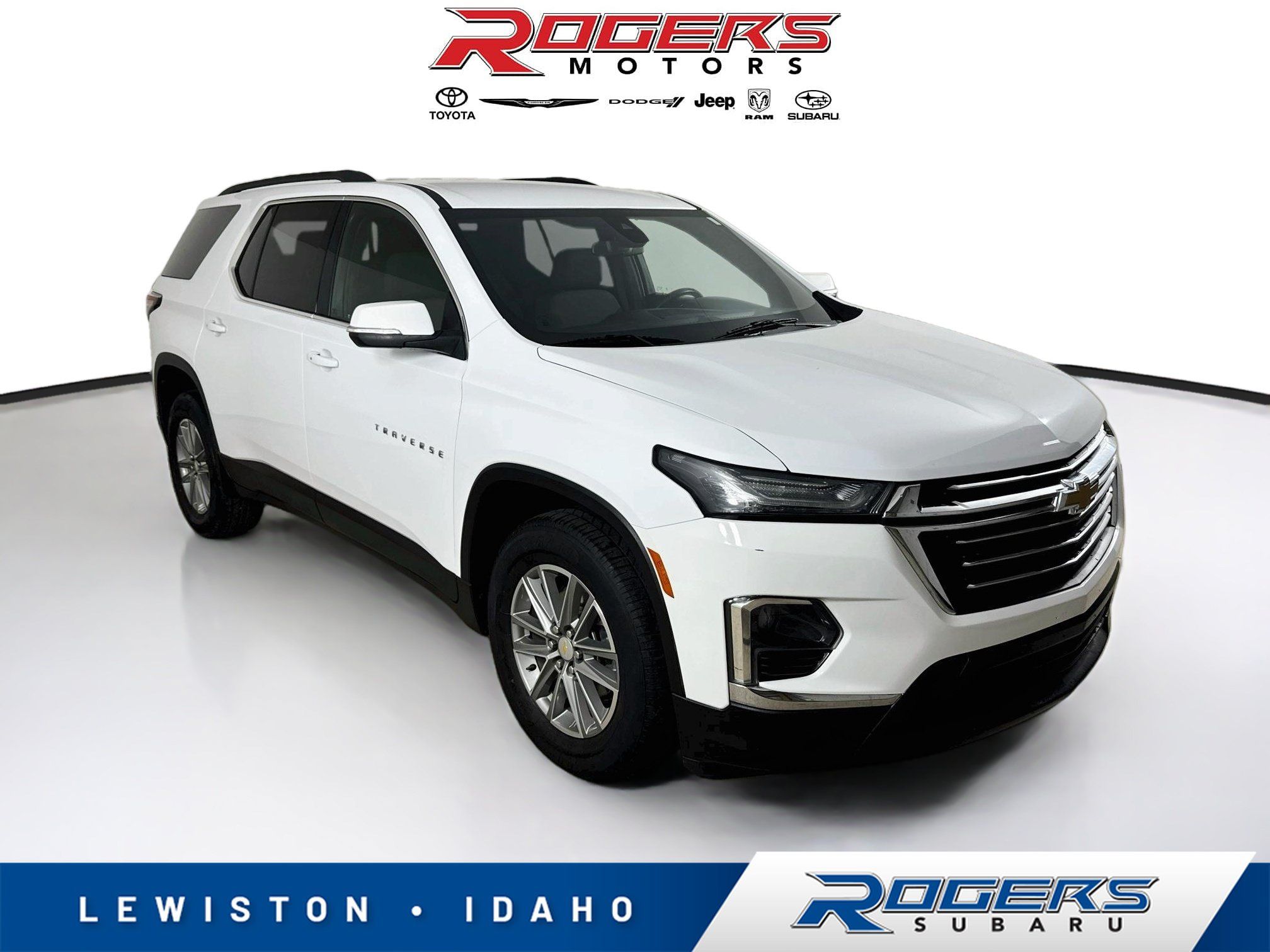 Used 2023 Chevrolet Traverse LT AWD/4WD image 1