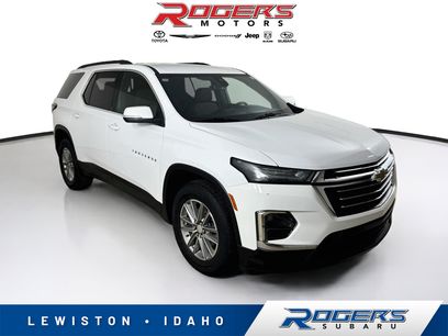 Used 2023 Chevrolet Traverse LT
