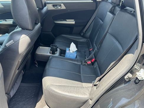 Used 2010 Subaru Forester 2.5X Limited image 12