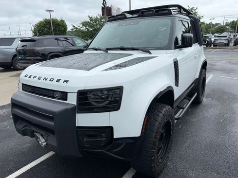Used 2023 Land Rover Defender 90 X-Dynamic SE AWD/4WD image 3
