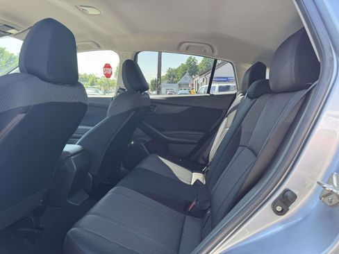 Used 2018 Subaru Crosstrek 2.0i AWD/4WD image 9