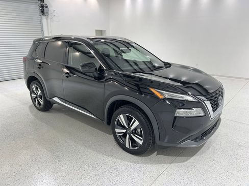 Used 2023 Nissan Rogue SL w/ SL Premium Package image 7