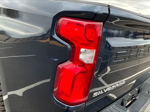 Used 2022 Chevrolet Silverado 1500 LT Trail Boss w/ Bed Protection Package AWD/4WD image 26