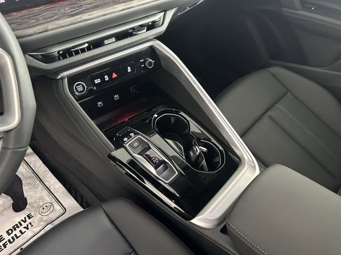 Certified 2025 Audi Q5 Premium Plus w/ Premium Plus image 18