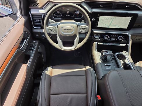 New 2025 GMC Sierra 1500 Denali w/ Denali Reserve Package image 9