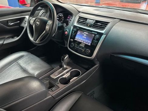 Used 2018 Nissan Altima 2.5 SR w/ SR Special Edition FWD image 18