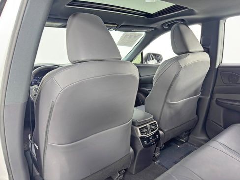 Used 2024 Lexus RX 350 Premium w/ Accessory Package (Z1) image 34