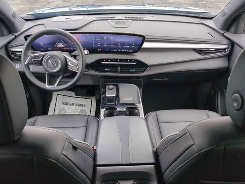 Used 2025 Buick Enclave Preferred image 20