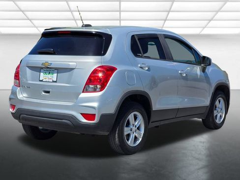 Used 2020 Chevrolet Trax LS w/ Tint and Cruise Package AWD/4WD image 16
