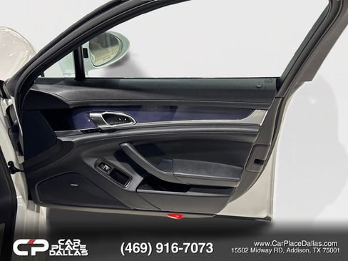 Used 2013 Porsche Panamera image 19