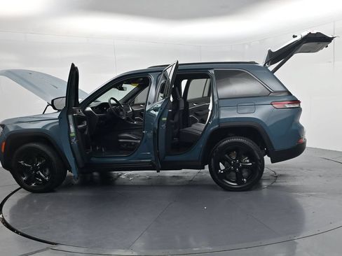 Used 2026 Jeep Grand Cherokee Limited w/ Limited Altitude Package AWD/4WD image 69