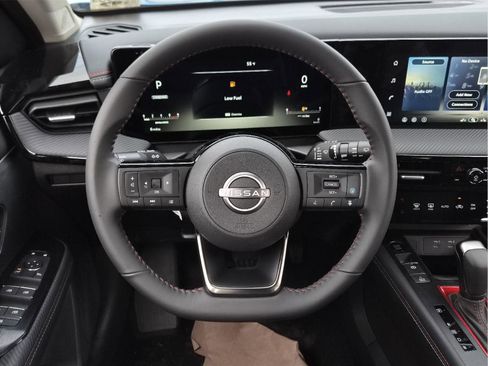 New 2026 Nissan Kicks SR w/ Cold Weather Package image 20