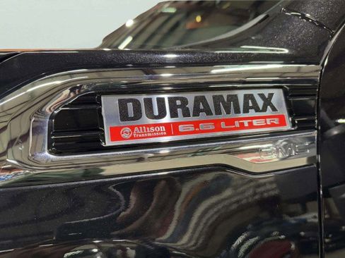 Used 2022 GMC Sierra 3500 Denali w/ Denali Ultimate Package image 55