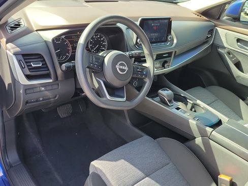 Certified 2023 Nissan Rogue SV FWD image 19