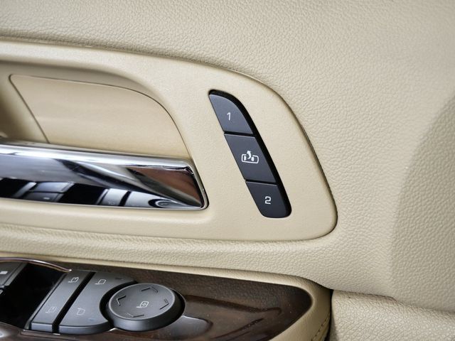 Used 2010 Cadillac Escalade Premium AWD/4WD image 28