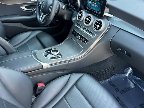 Certified 2019 Mercedes-Benz C 300 Sedan image 32