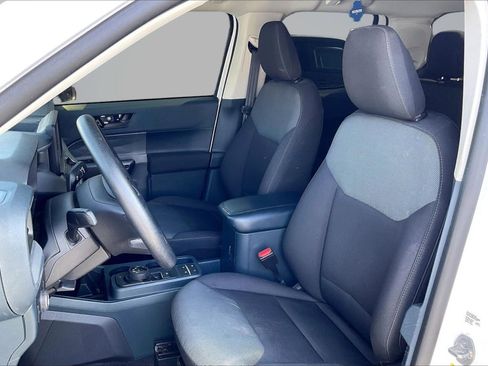 Used 2022 Ford Maverick XL image 25