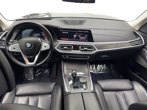 Used 2021 BMW X7 xDrive40i w/ Premium Package image 56