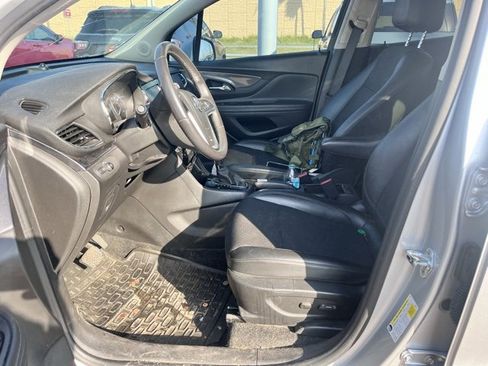 Used 2022 Buick Encore Preferred w/ Safety Package image 7