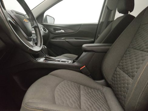 Used 2019 Chevrolet Equinox LT AWD/4WD image 17