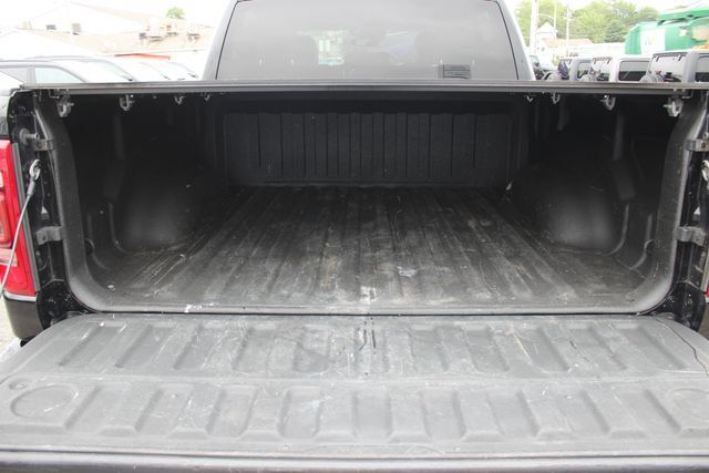 Used 2023 RAM 1500 Laramie AWD/4WD image 28