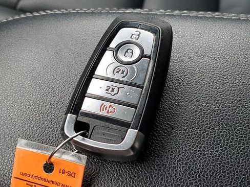 Used 2025 Ford Escape Platinum image 37