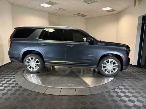 Used 2021 Chevrolet Tahoe High Country w/ Premium Package 2 RWD image 8