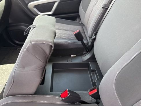 Certified 2024 Nissan Titan SV image 19