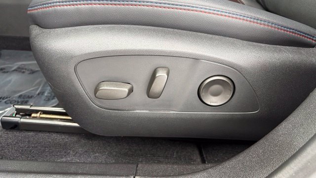 Used 2024 Chevrolet Equinox EV RS FWD image 14
