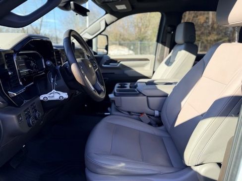 Used 2024 Chevrolet Silverado 3500 LT w/ All Star Edition image 6