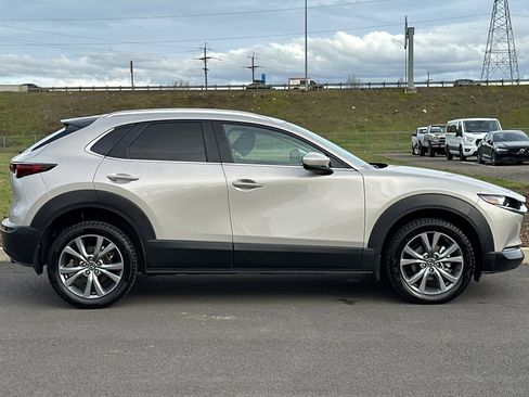Used 2024 MAZDA CX-30 AWD 2.5 S w/ Preferred Package image 2