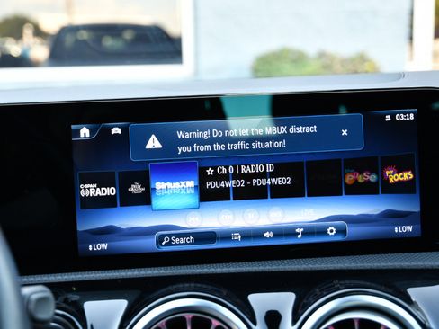 Used 2025 Mercedes-Benz CLA 250 image 12